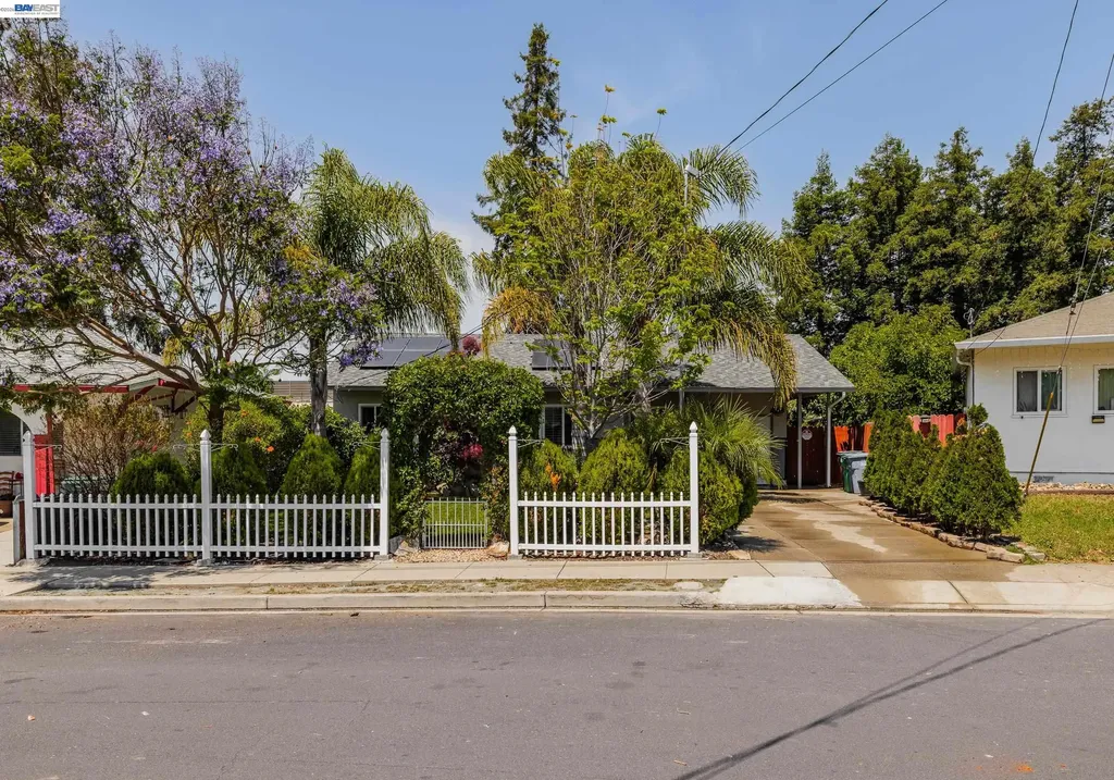 26574 Colette Street Hayward CA 94544