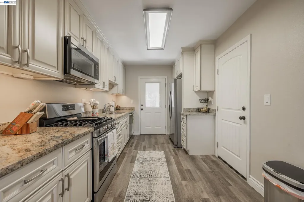 26574 Colette Street Hayward CA 94544
