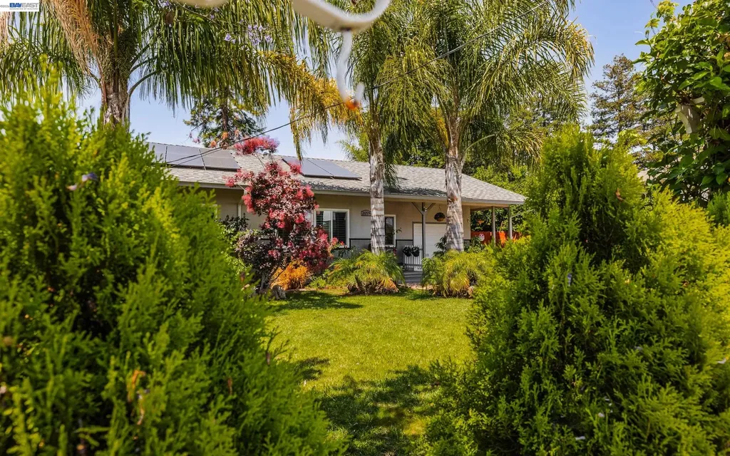 26574 Colette Street Hayward CA 94544