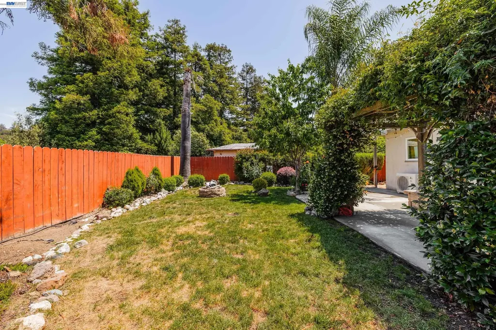 26574 Colette Street Hayward CA 94544