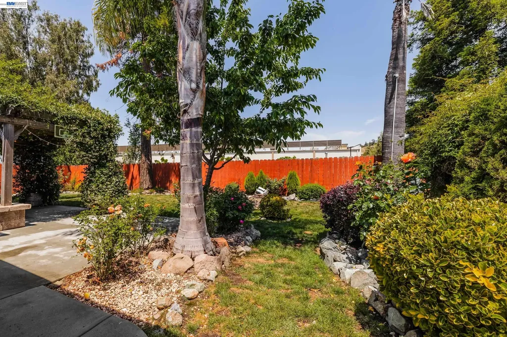 26574 Colette Street Hayward CA 94544