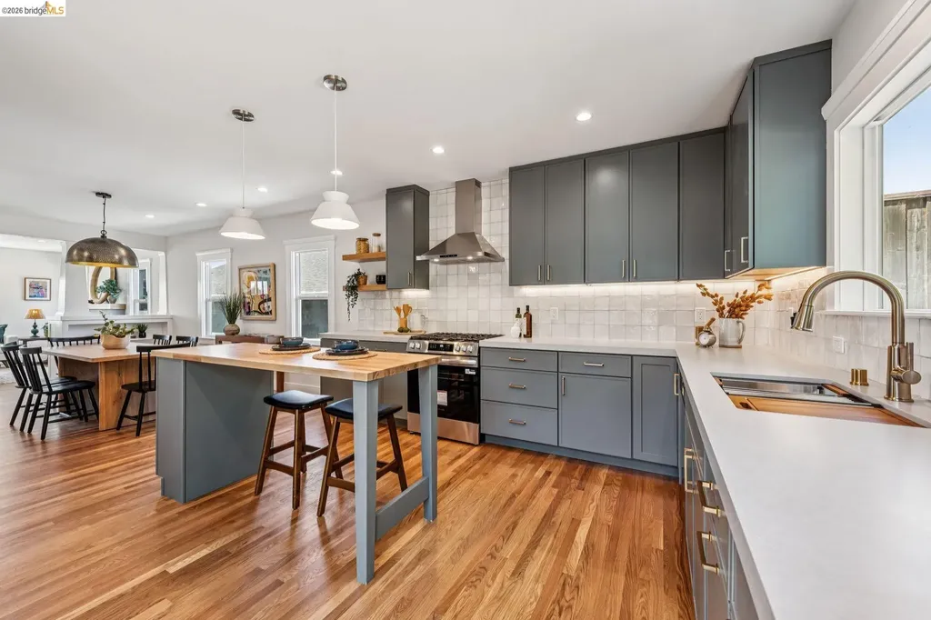 4024 Elston Avenue Oakland CA 94602