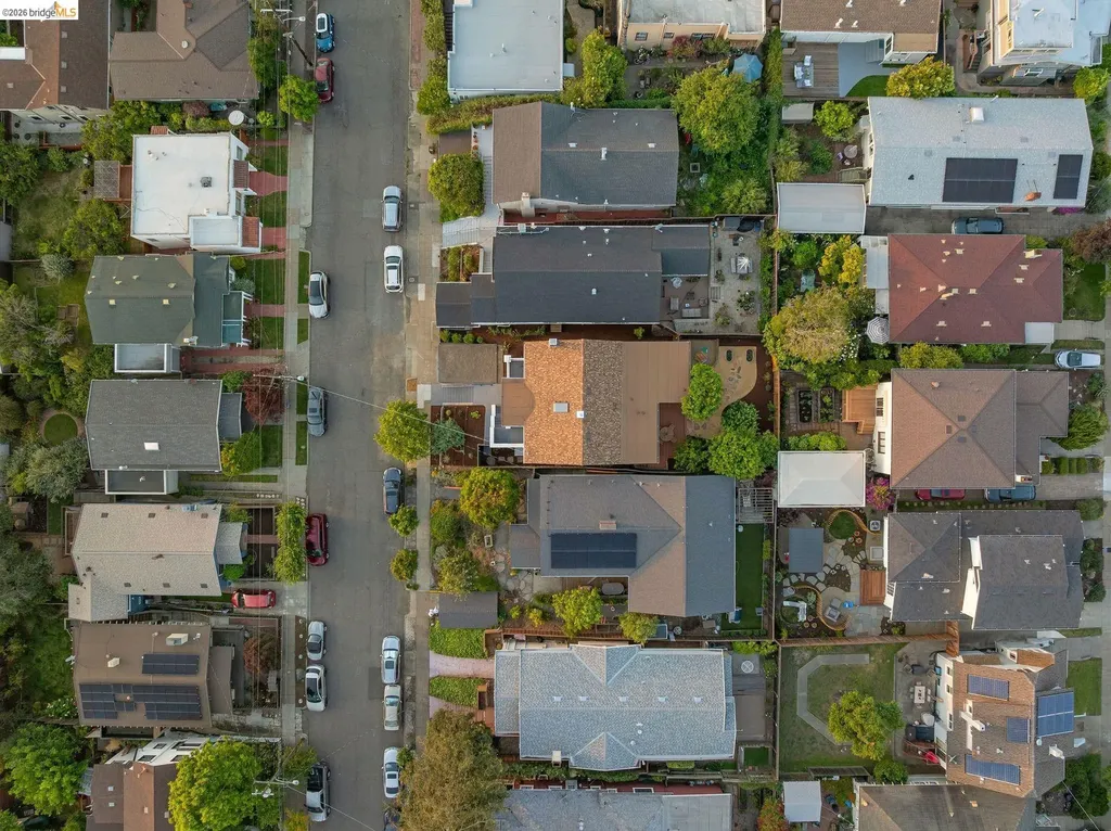 4024 Elston Avenue Oakland CA 94602
