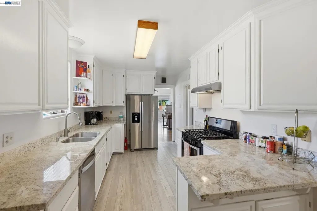 560 41st Street Richmond CA 94805