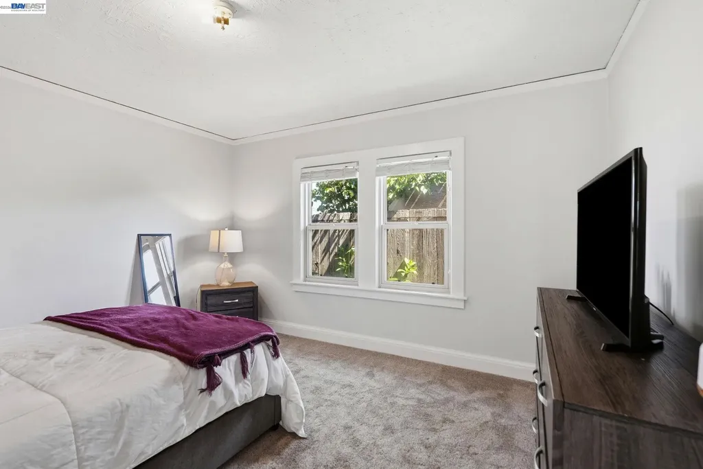 560 41st Street Richmond CA 94805
