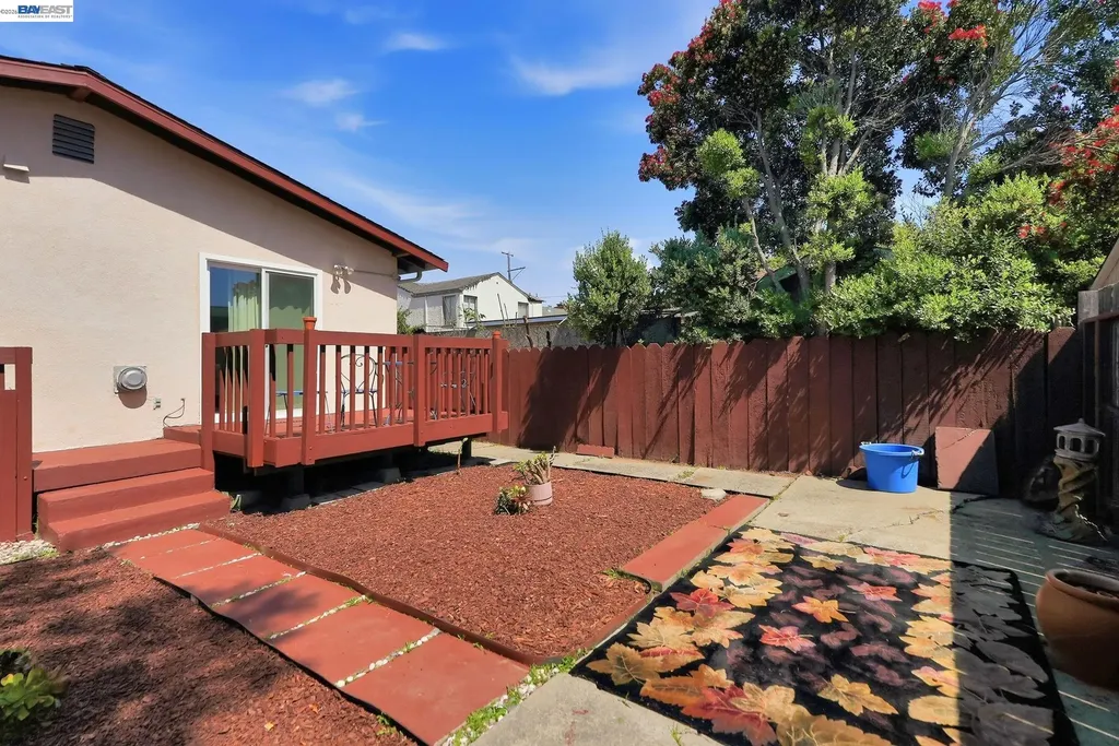 560 41st Street Richmond CA 94805