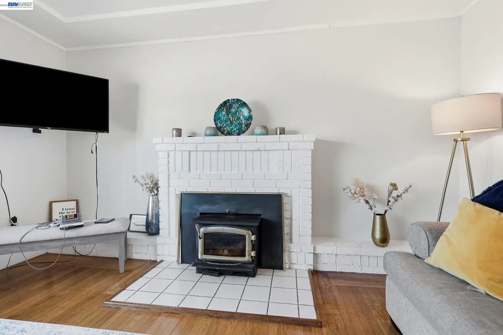 560 41st Street Richmond CA 94805