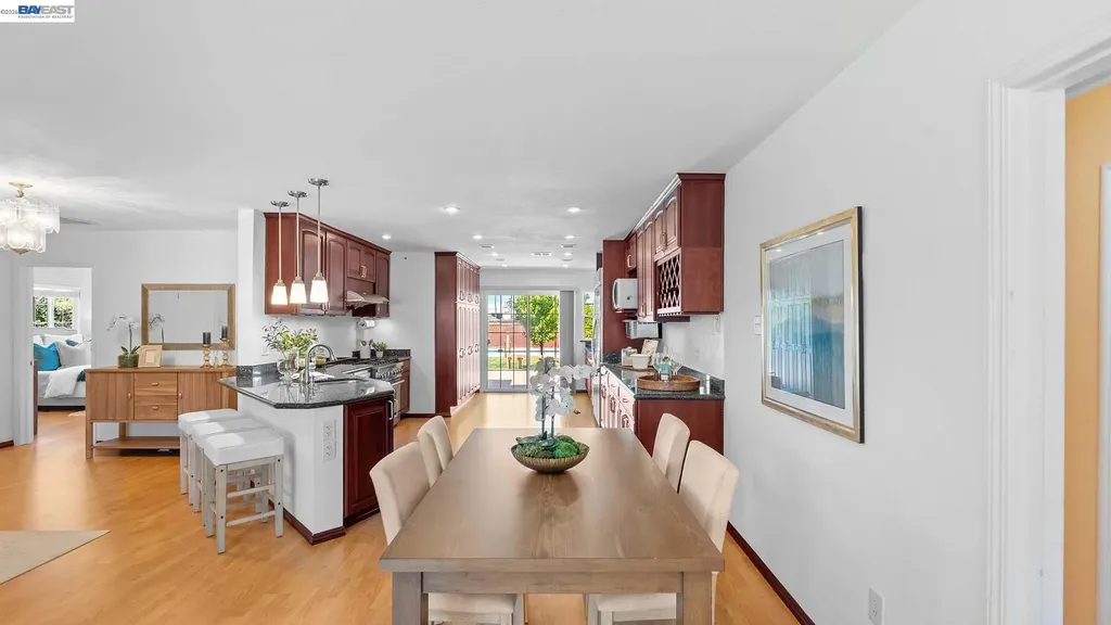 2511 Avenue 130th San Leandro CA 94577