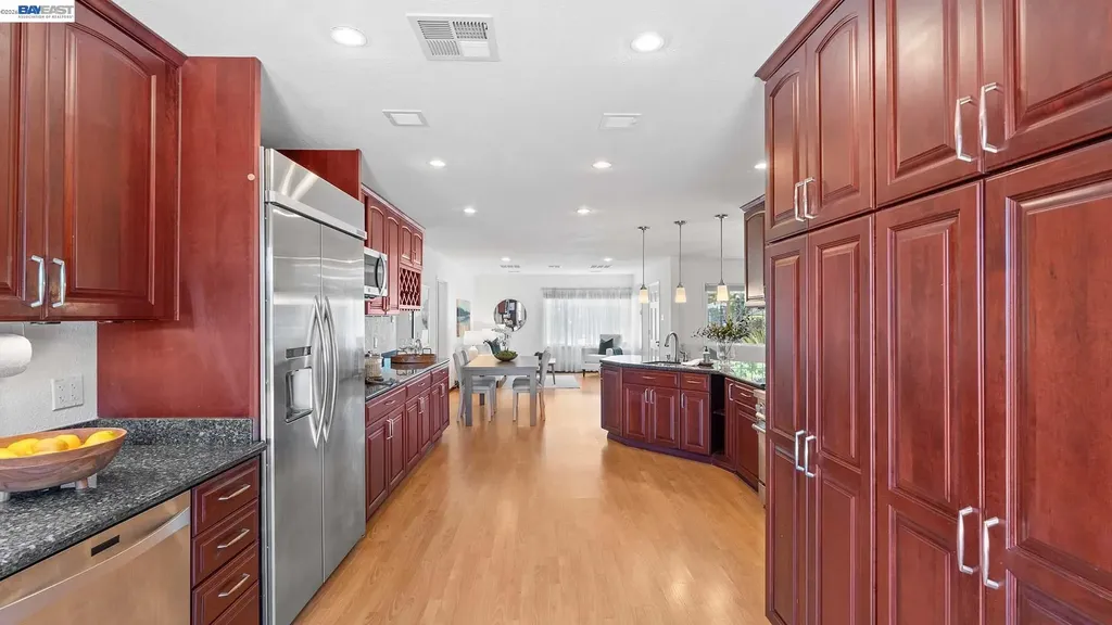 2511 Avenue 130th San Leandro CA 94577