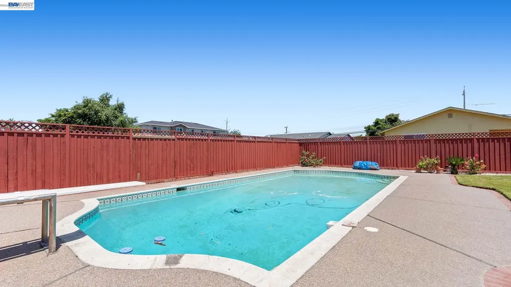 2511 Avenue 130th San Leandro CA 94577