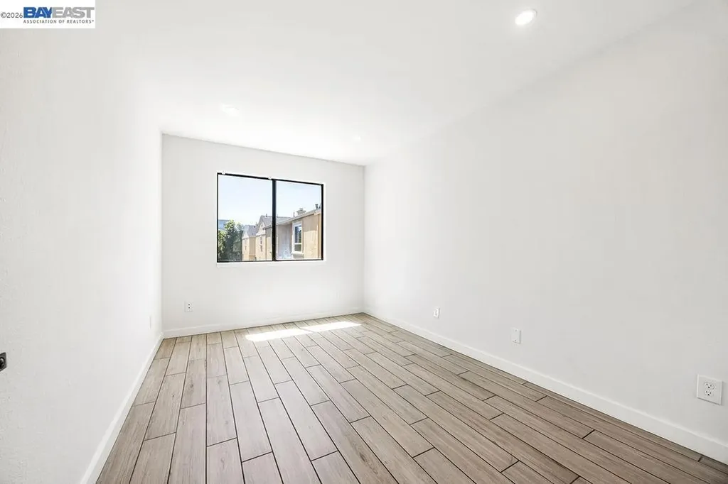 2077 Washington Avenue San Leandro CA 94577