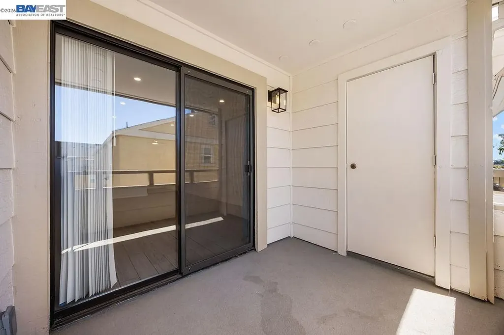 2077 Washington Avenue San Leandro CA 94577