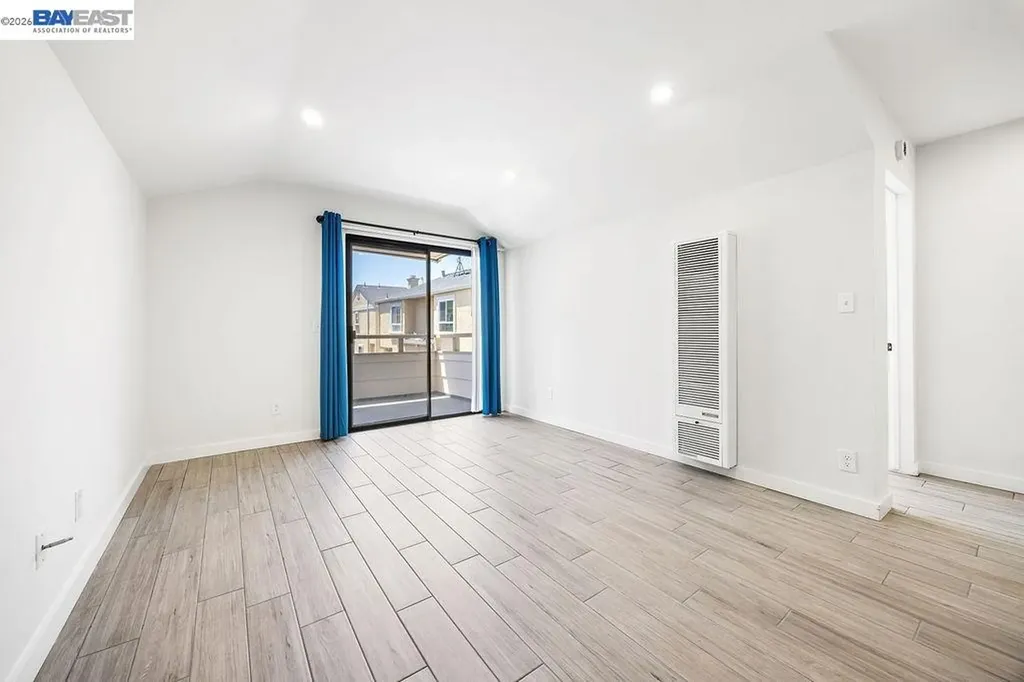 2077 Washington Avenue San Leandro CA 94577