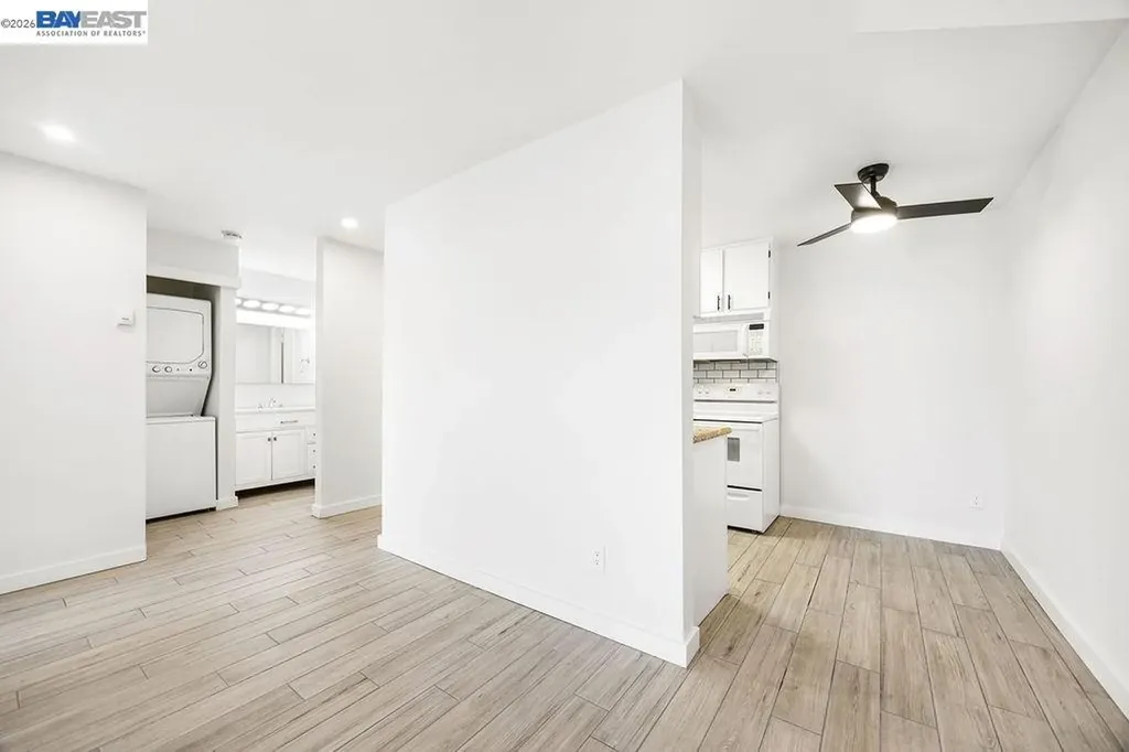 2077 Washington Avenue San Leandro CA 94577