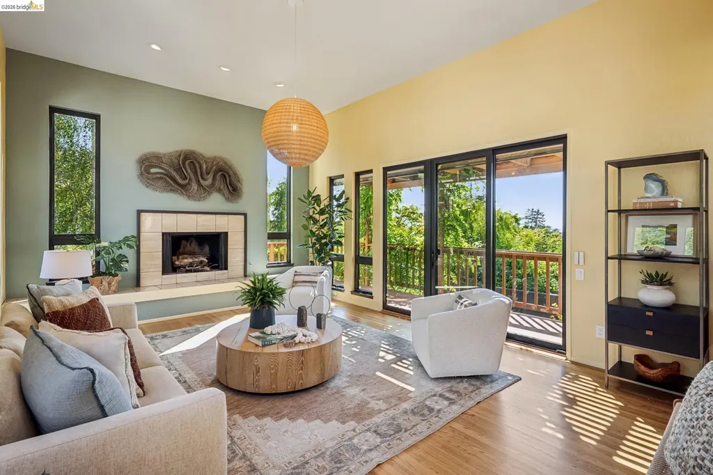 576 Vistamont Avenue Berkeley CA 94708