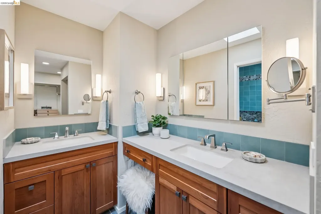 576 Vistamont Avenue Berkeley CA 94708