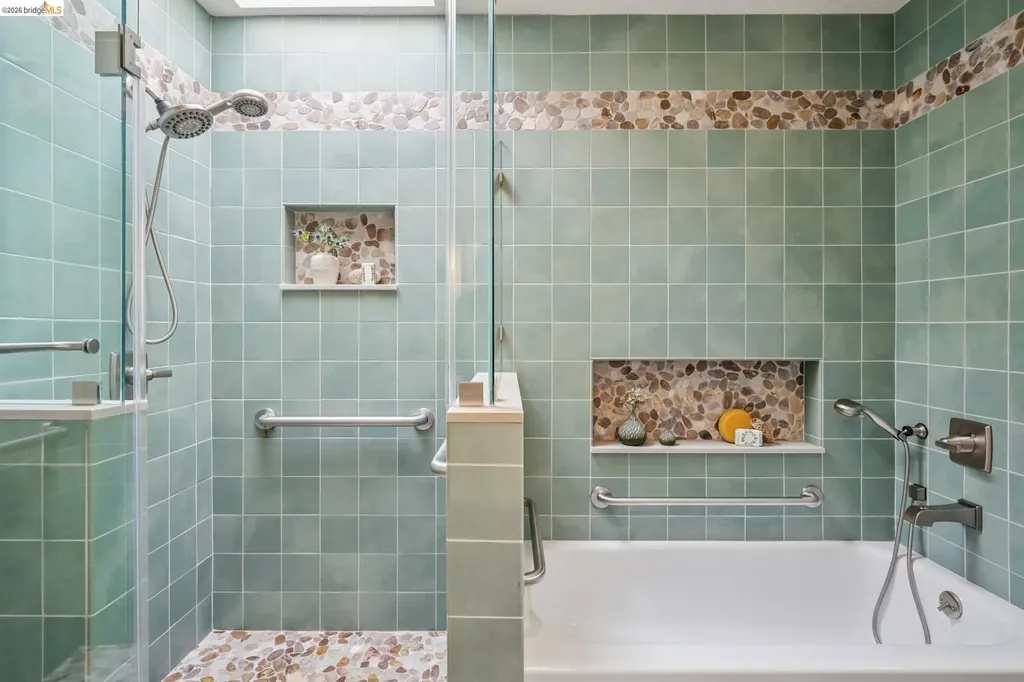 576 Vistamont Avenue Berkeley CA 94708