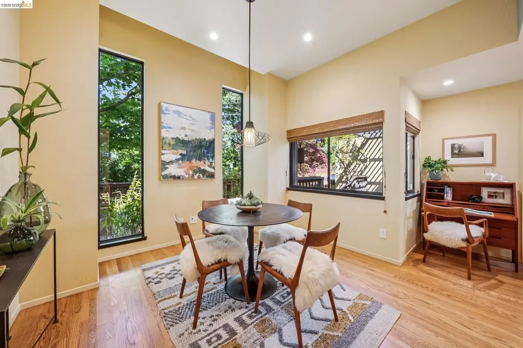 576 Vistamont Avenue Berkeley CA 94708