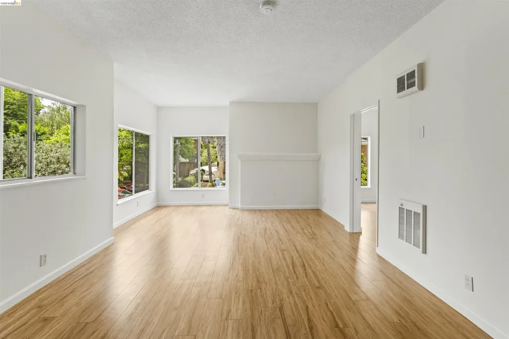 2715 Benvenue Avenue Berkeley CA 94705