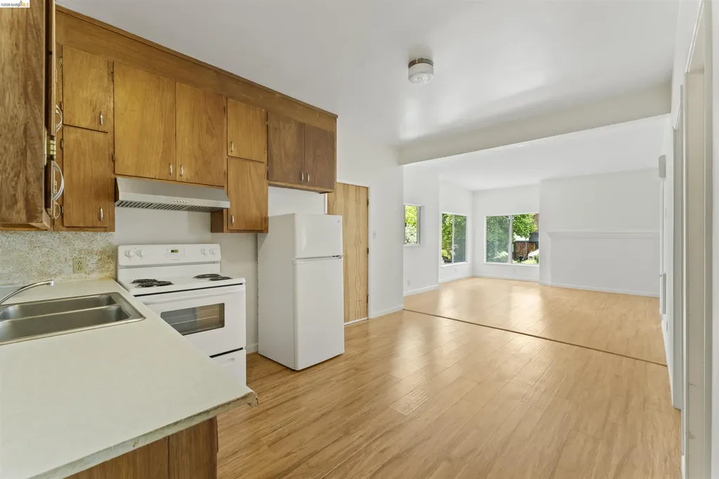 2715 Benvenue Avenue Berkeley CA 94705