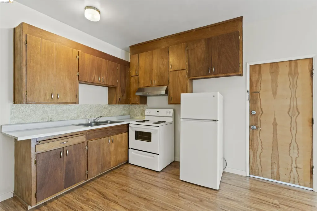2715 Benvenue Avenue Berkeley CA 94705