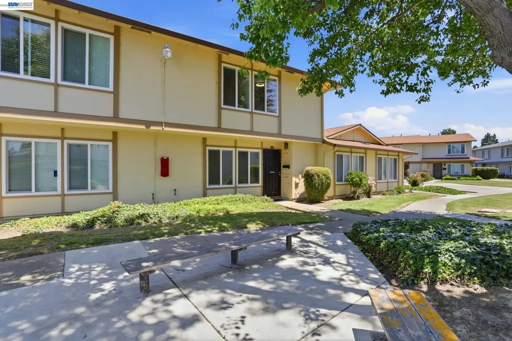 4193 Redstone Terrace Fremont CA 94555