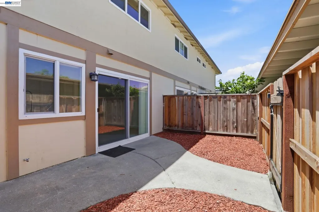 4193 Redstone Terrace Fremont CA 94555