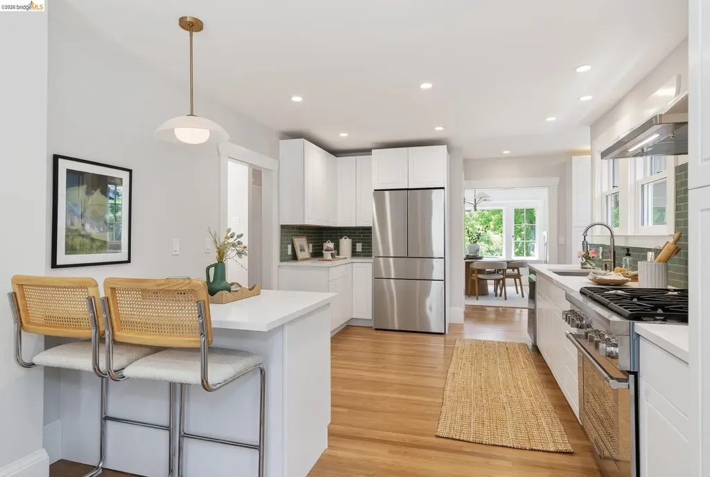 223 Park View Avenue Piedmont CA 94610