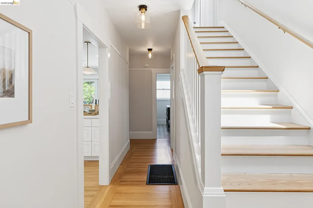 223 Park View Avenue Piedmont CA 94610