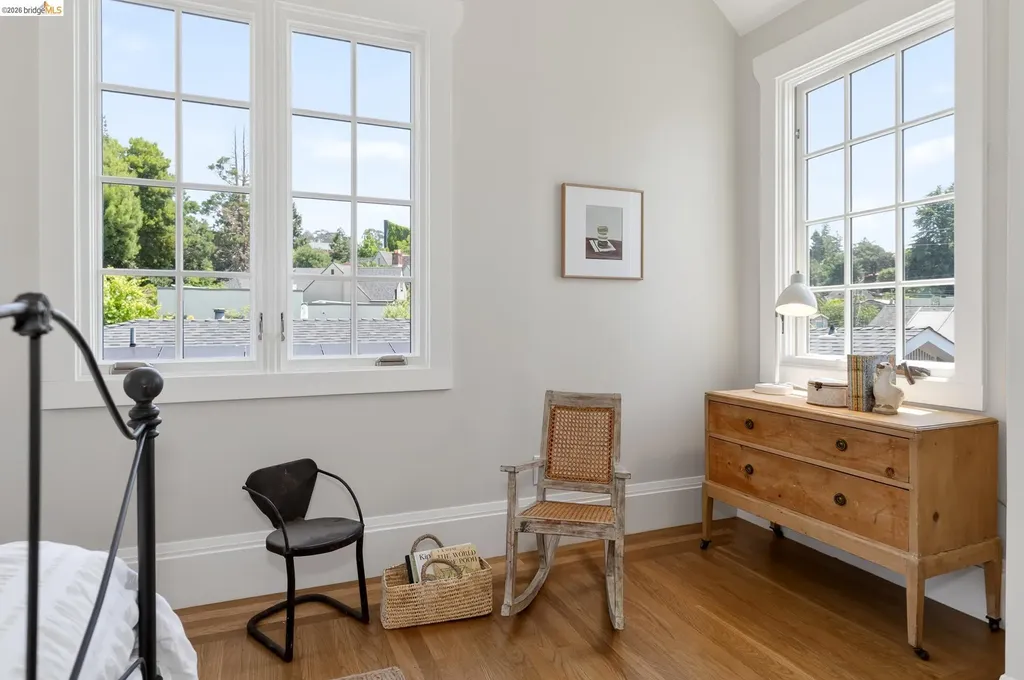 223 Park View Avenue Piedmont CA 94610