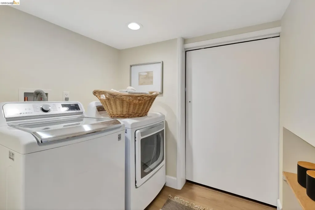 223 Park View Avenue Piedmont CA 94610