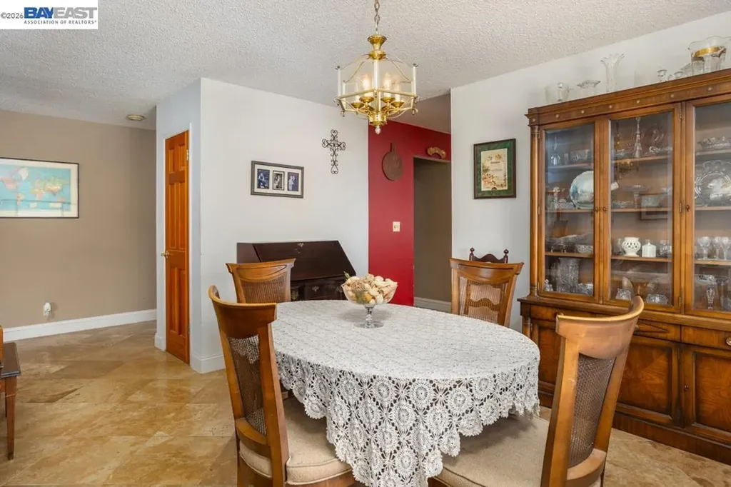 4591 Edwards Lane Castro Valley CA 94546