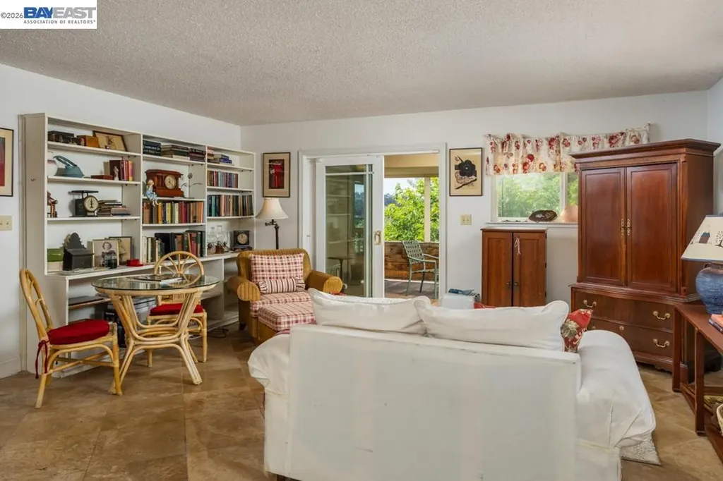 4591 Edwards Lane Castro Valley CA 94546