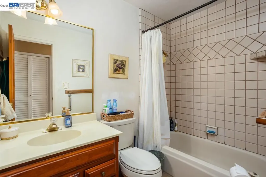 4591 Edwards Lane Castro Valley CA 94546