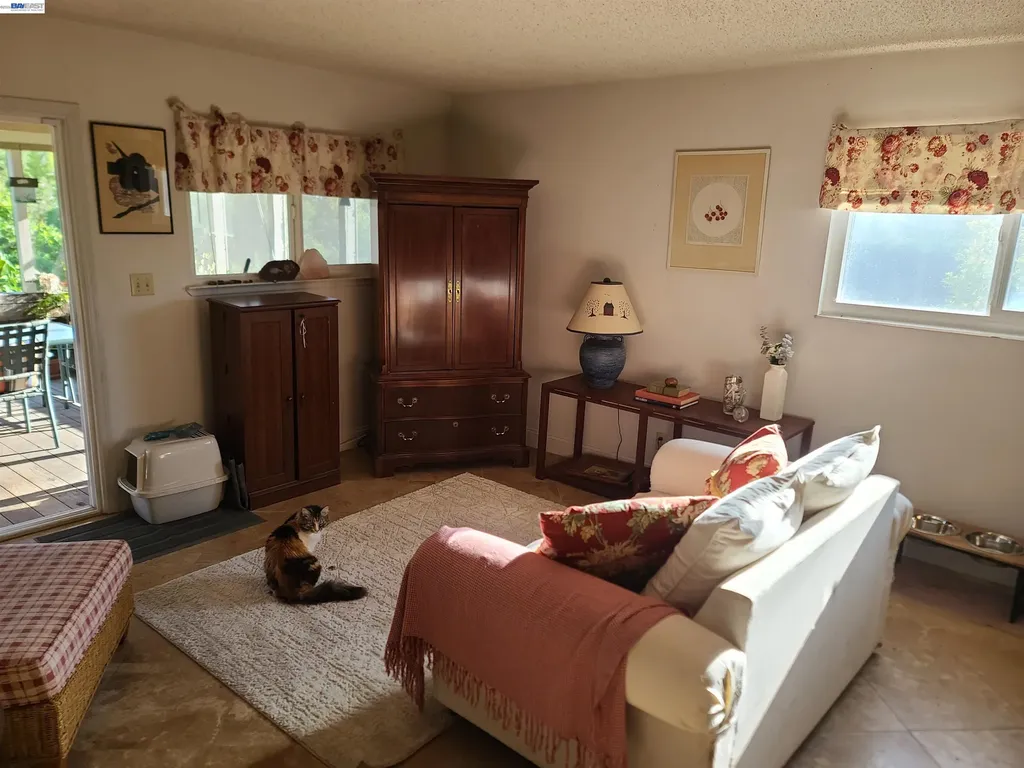 4591 Edwards Lane Castro Valley CA 94546