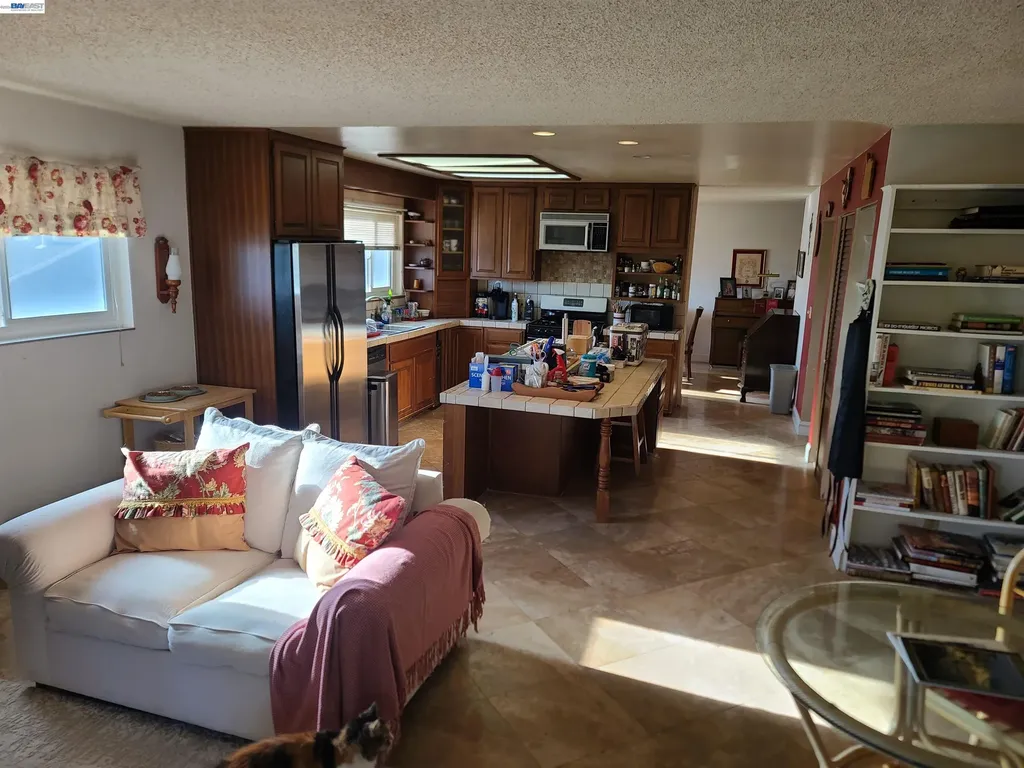 4591 Edwards Lane Castro Valley CA 94546