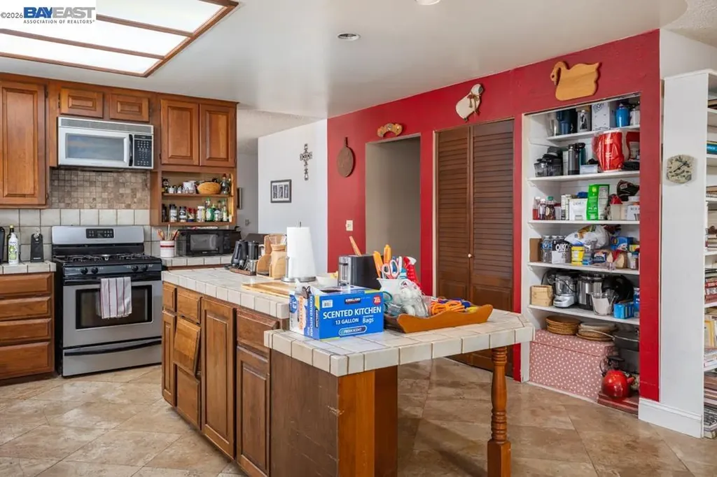 4591 Edwards Lane Castro Valley CA 94546