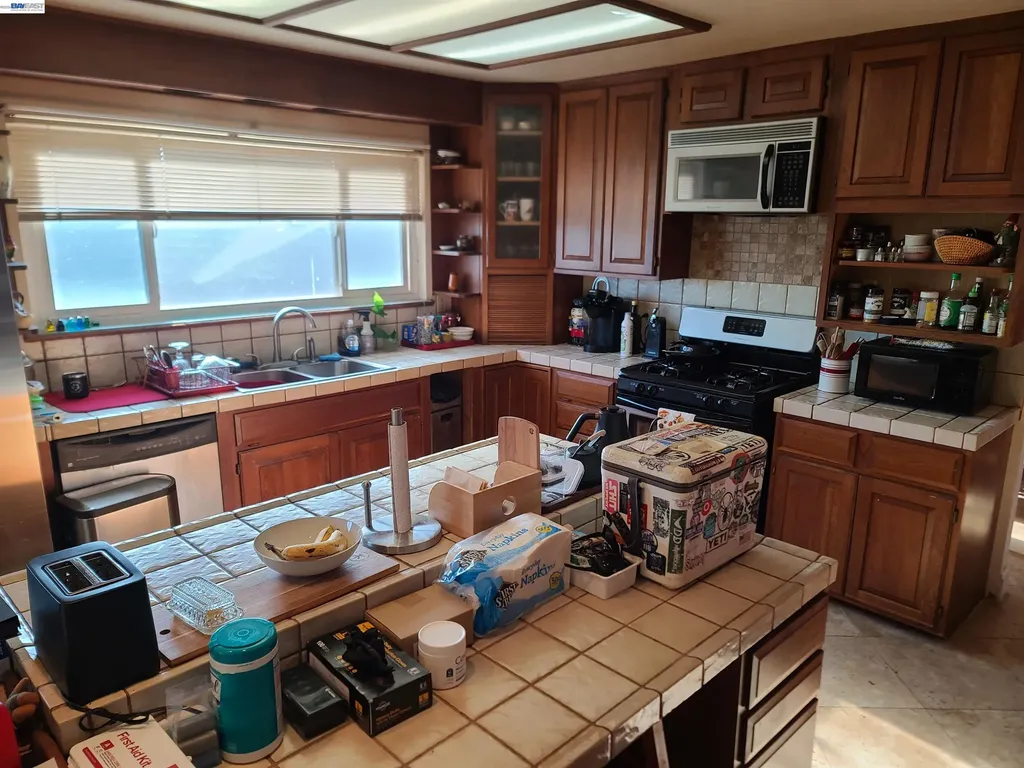 4591 Edwards Lane Castro Valley CA 94546