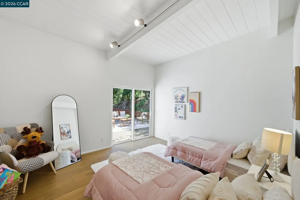 233 Melody Lane Orinda CA 94563