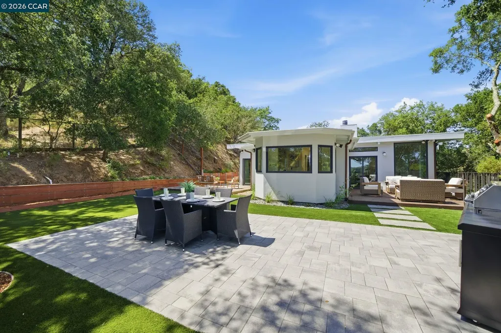 233 Melody Lane Orinda CA 94563