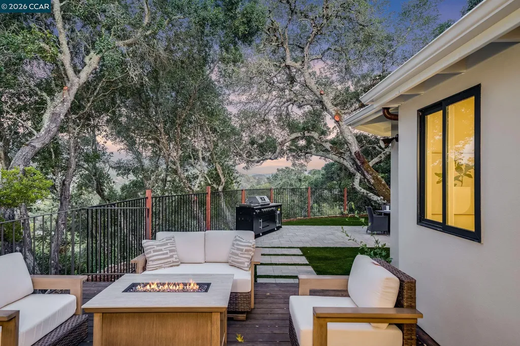 233 Melody Lane Orinda CA 94563