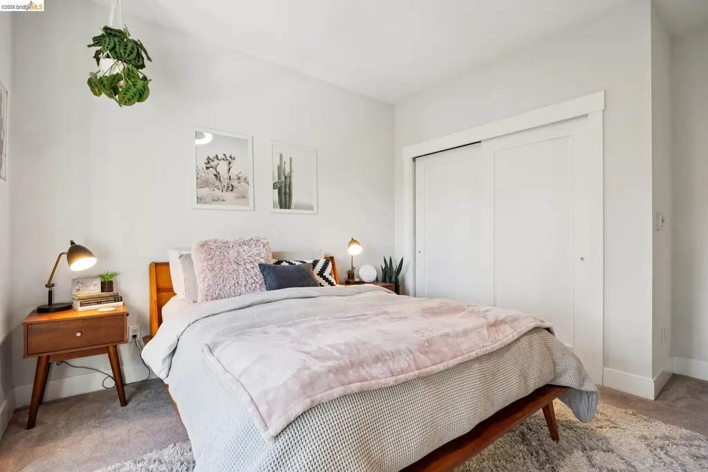 574 48th Street Oakland CA 94609