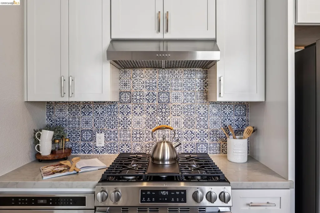1108 Dwight Way Berkeley CA 94702