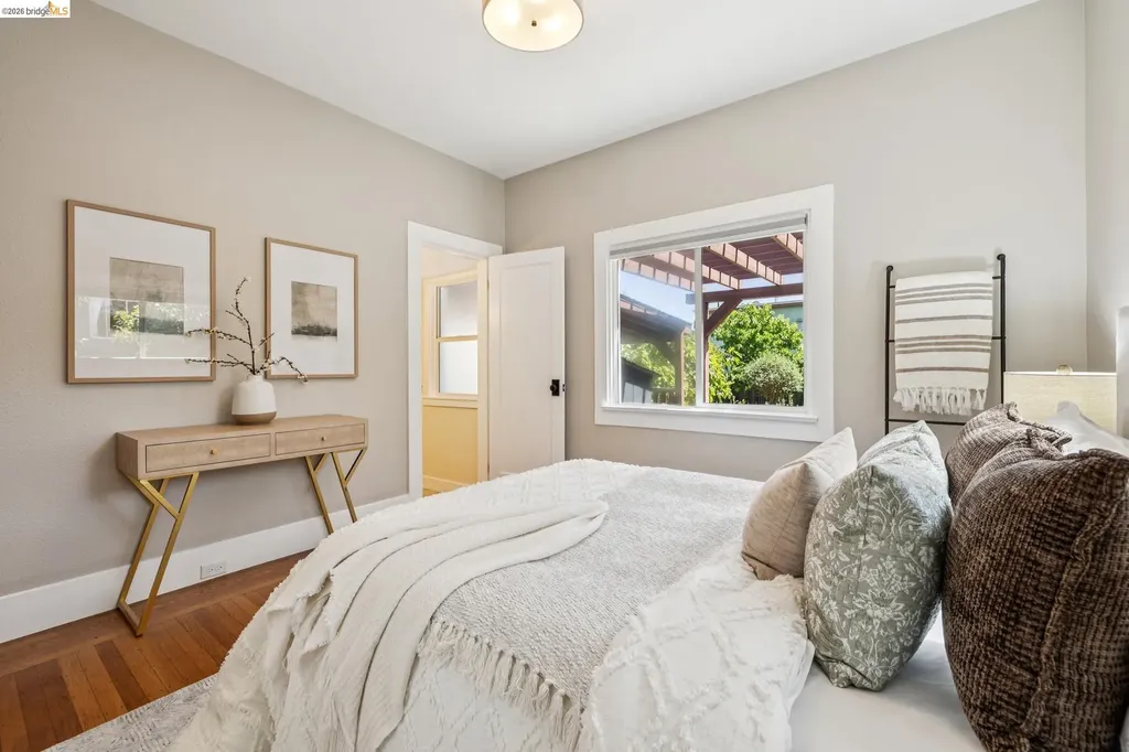 1108 Dwight Way Berkeley CA 94702