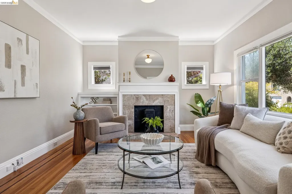 1108 Dwight Way Berkeley CA 94702