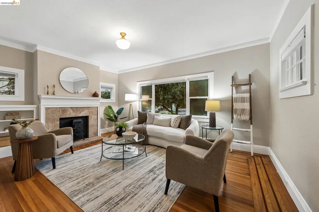 1108 Dwight Way Berkeley CA 94702