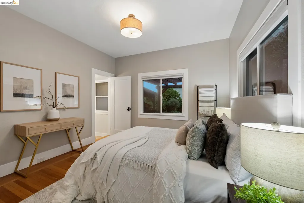 1108 Dwight Way Berkeley CA 94702