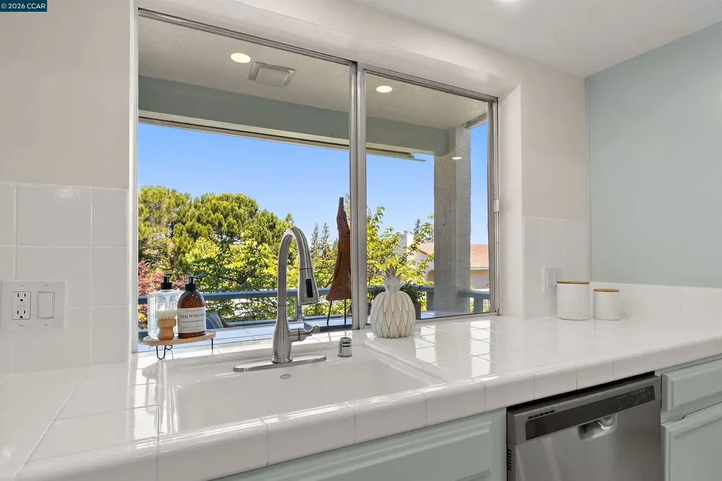 1501 Ptarmigan Drive Walnut Creek CA 94595