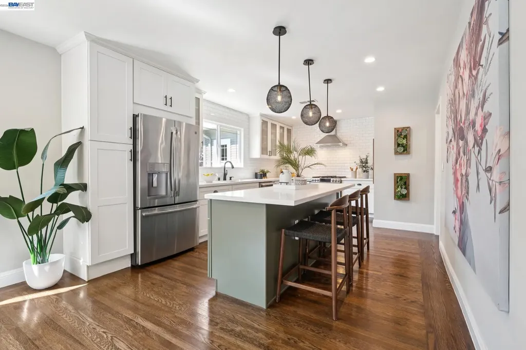 5161 Trask Street Oakland CA 94601