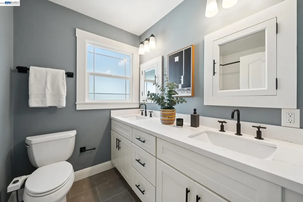 5161 Trask Street Oakland CA 94601